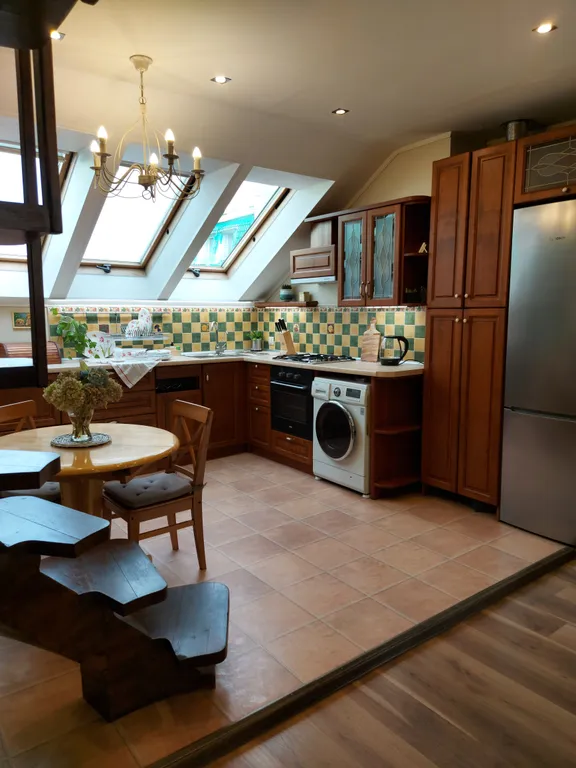 Квартира Квартира Арт мансарда художника — Калининград