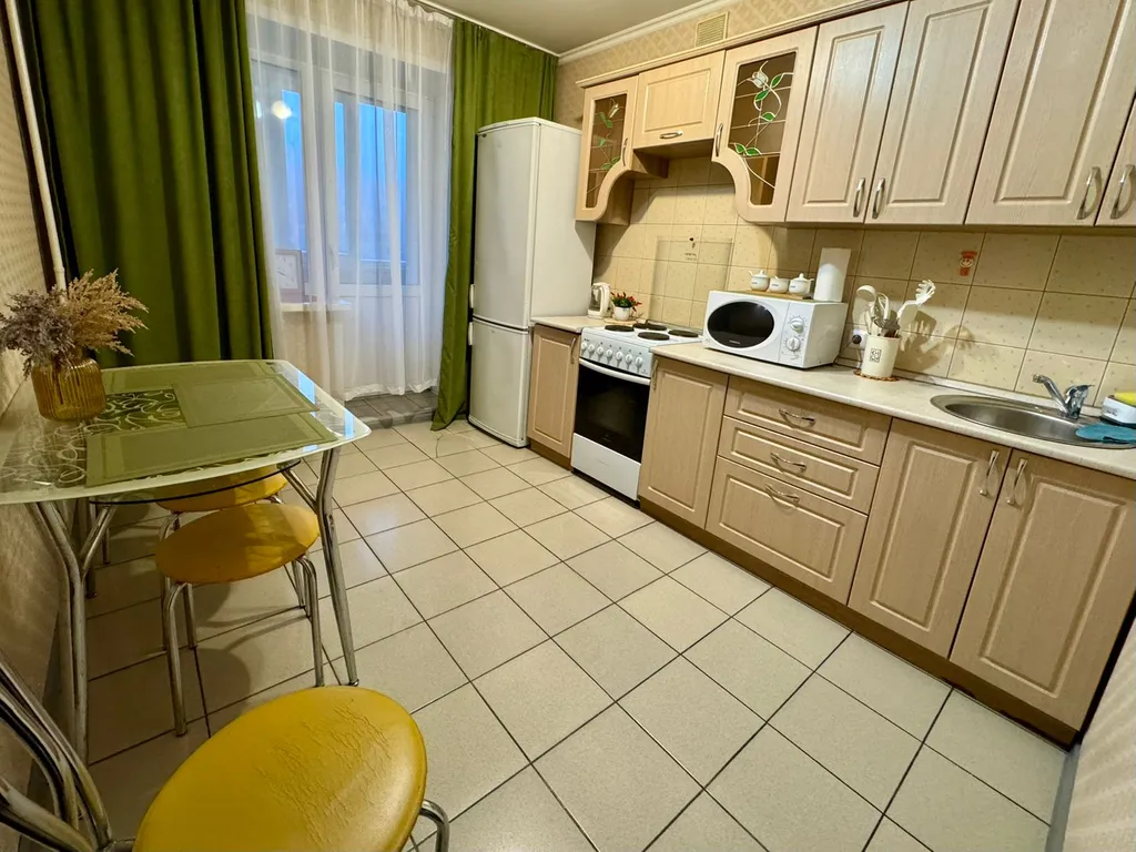 Квартира с тремя раздельными местами рядом с Добрым доктором