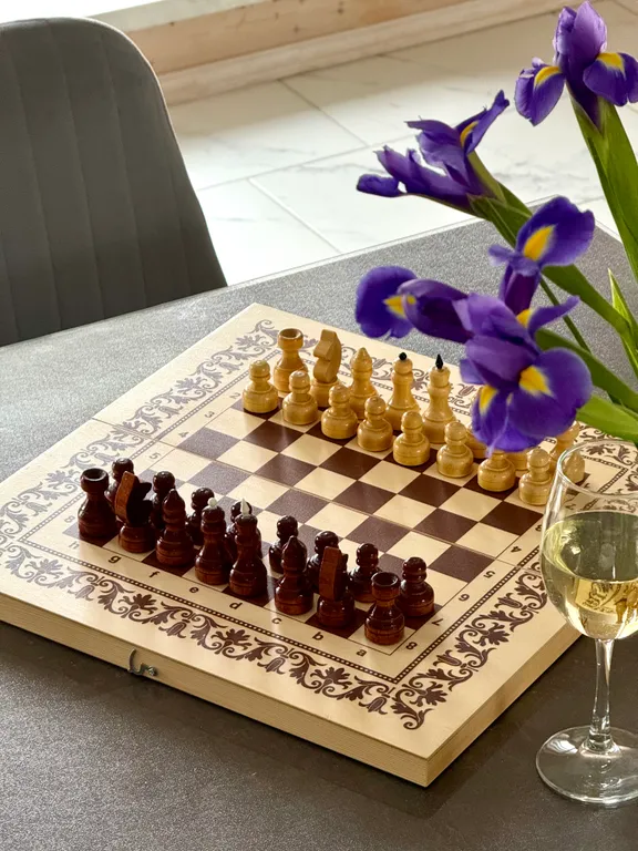 Уютный новый коттедж у озера