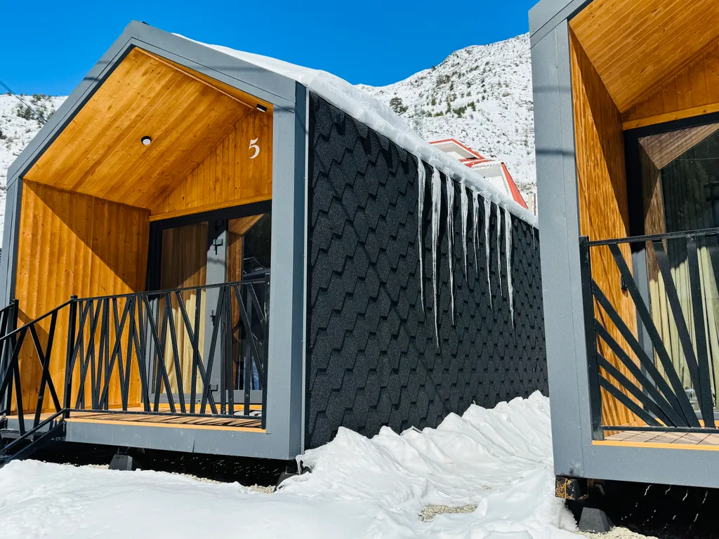 Дом с видом на сказочный лес