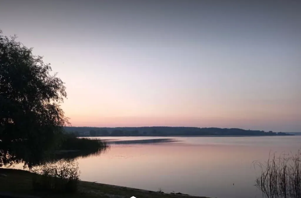 Шале на берегу