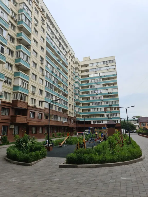 Апартамент с красивым балконом