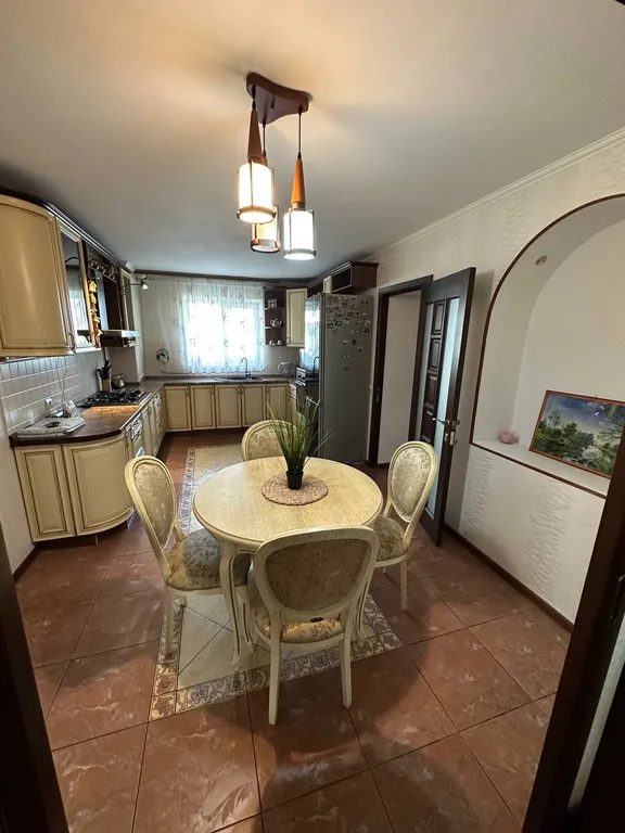 Уютный таунхаус в городской черте