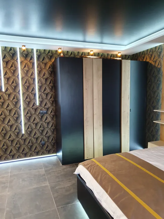 Студия с дизайнерским ремонтом