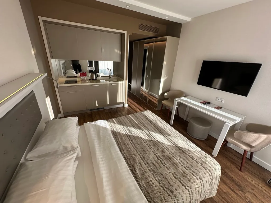 Квартира Апартаменты с видом на первой линии моря в 5* Апарт-отеле — Батуми