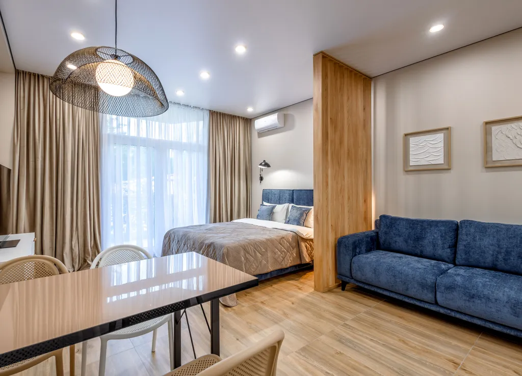 Квартира Стильная студия в центре Ялты — аренда посуточно в Ялта