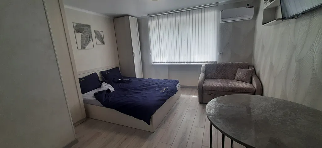 Уютная квартира-студия в тихом районе, рядом бювет с минеральной водой