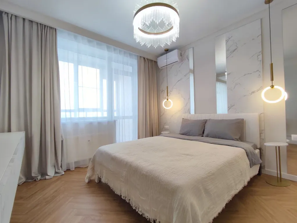 Современные, яркие апартаменты