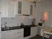 Кроме газовой плиты в вашем распоряжении микроволновка, тостер, кофемашина.