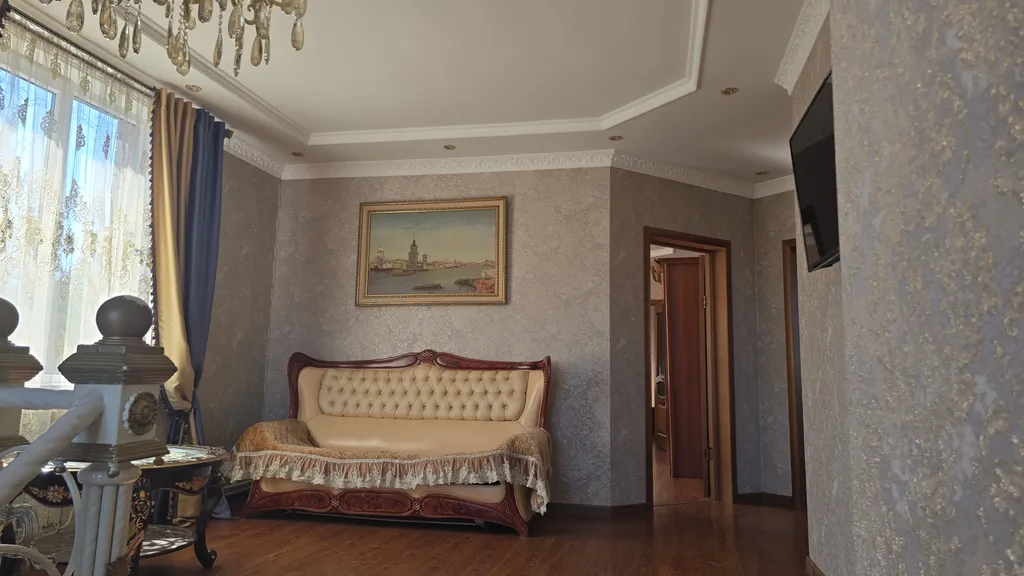 Дом с тёплым бассейном и баней в Новой Москве