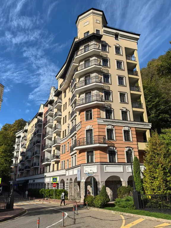 Шикарный апартамент в центре Роза Хутор