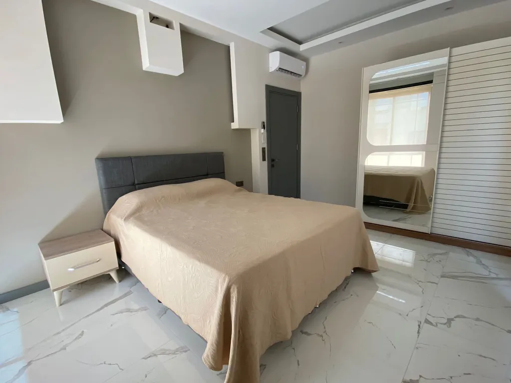 Уникальная квартира в центре в районе Клеопатра в 150 метрах до моря