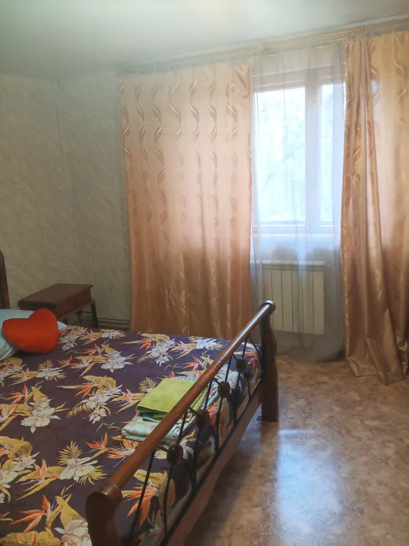 Уютный дом-сруб для компании