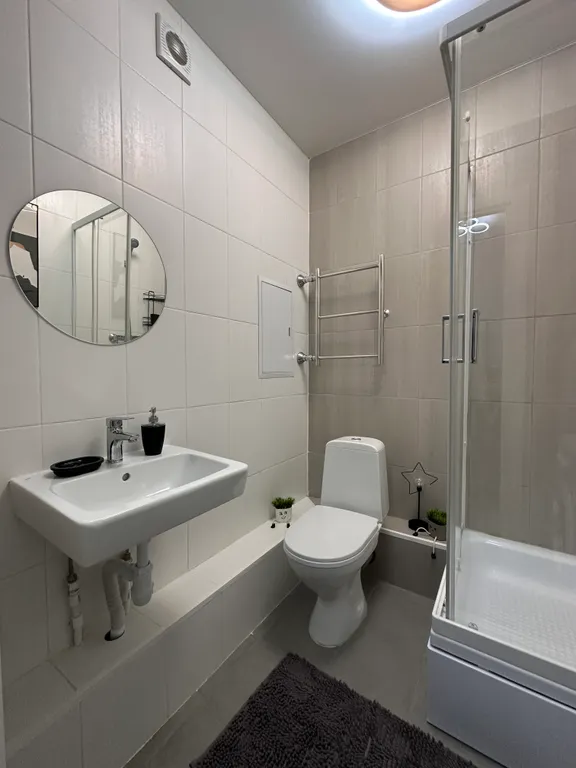 Студия с тремя раздельными кроватями