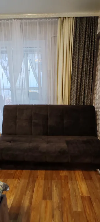 Квартира возле ТЦ Аура