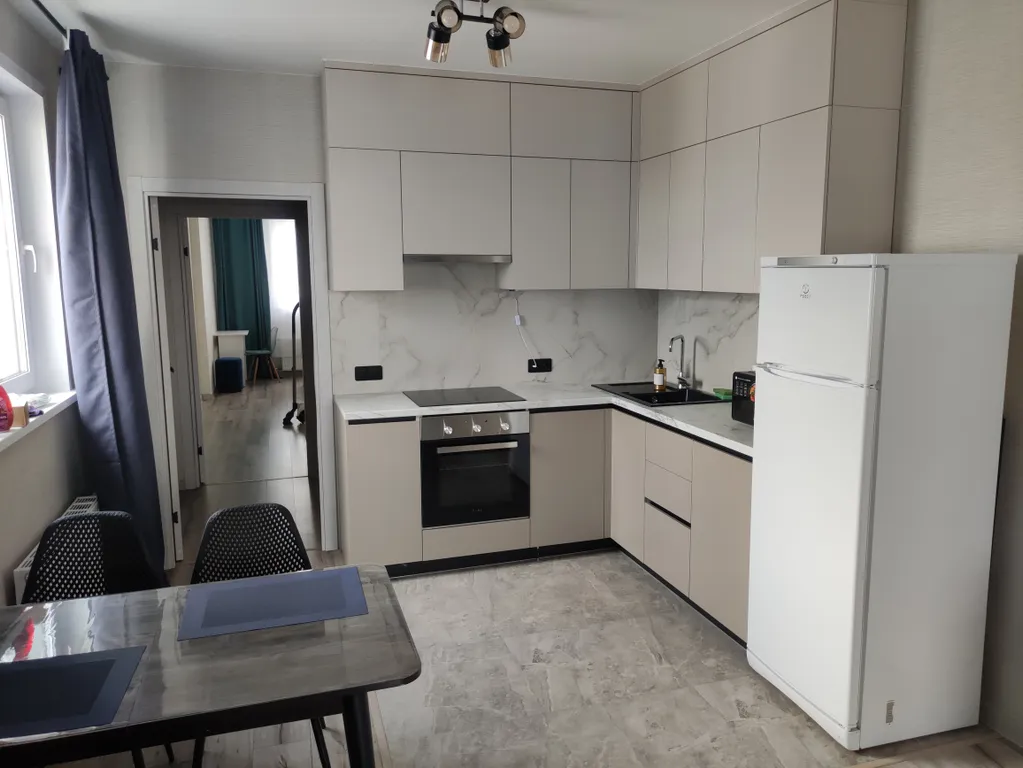 Просторная евродвушка с дизайнерским ремонтом в новом доме