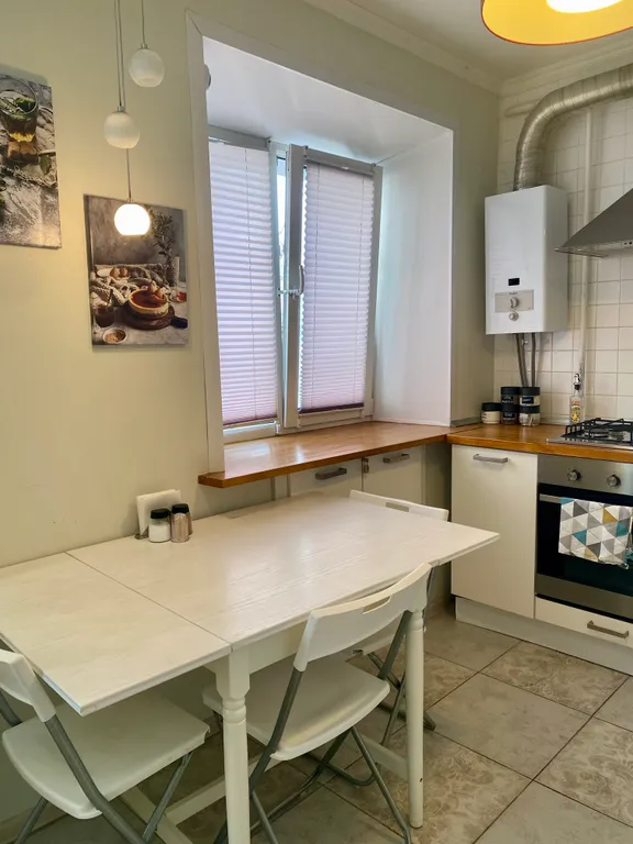 Квартира между Кремлем и монастырем