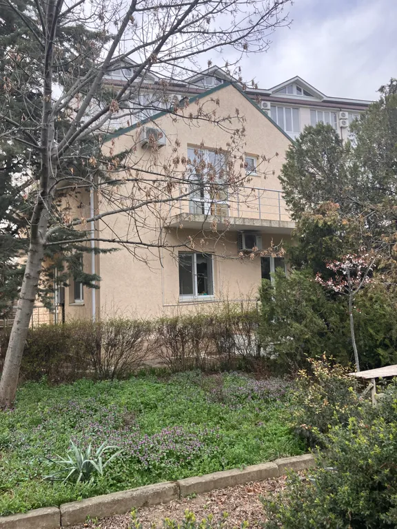 Коттедж Уютный дом в центре — аренда посуточно в Коктебель