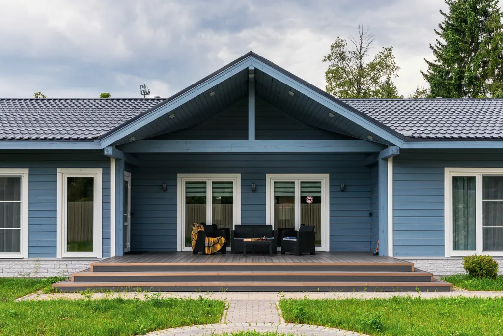 Уютный новый коттедж у озера