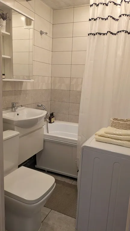 Светлая квартира в центре, рядом с фонтаном