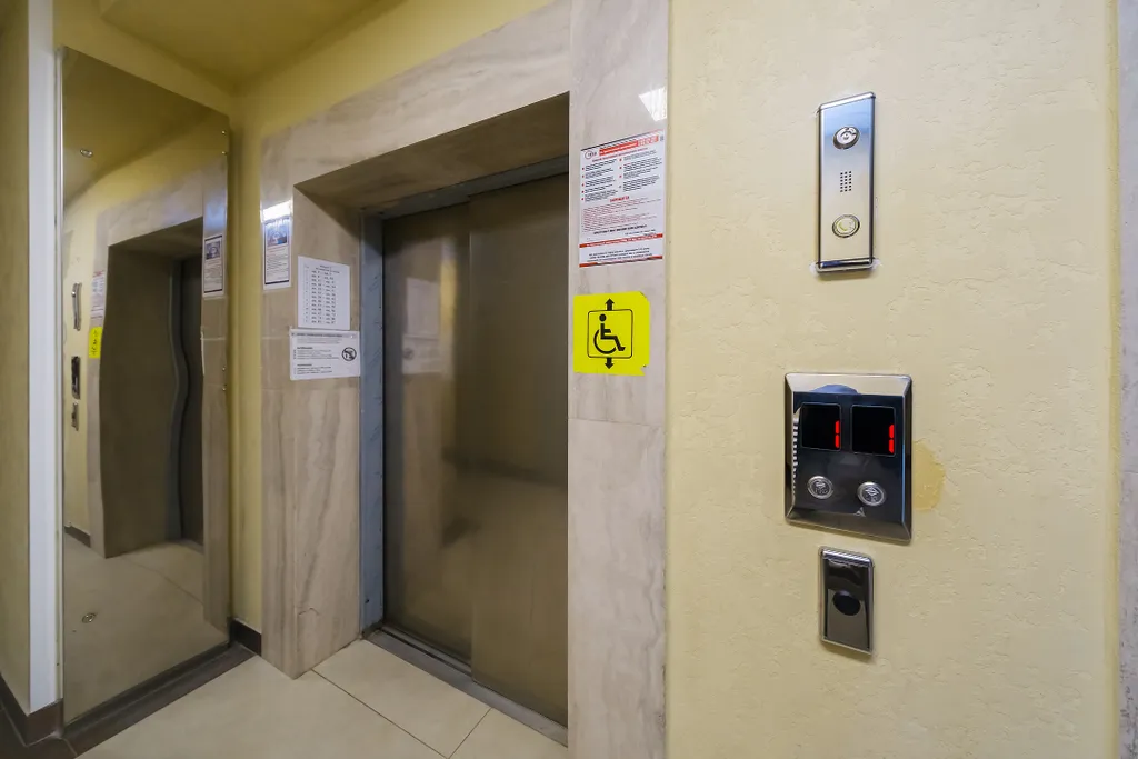 Евродвушка, балкон, вид на море