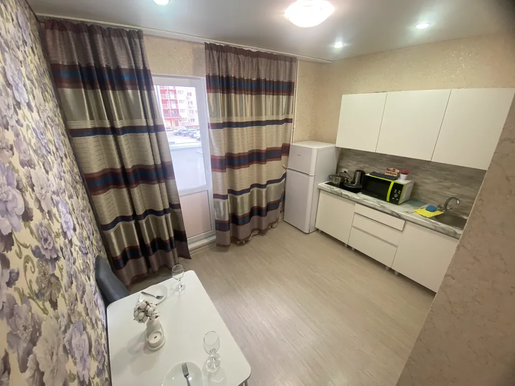 Отличная квартира около "Города Еды"