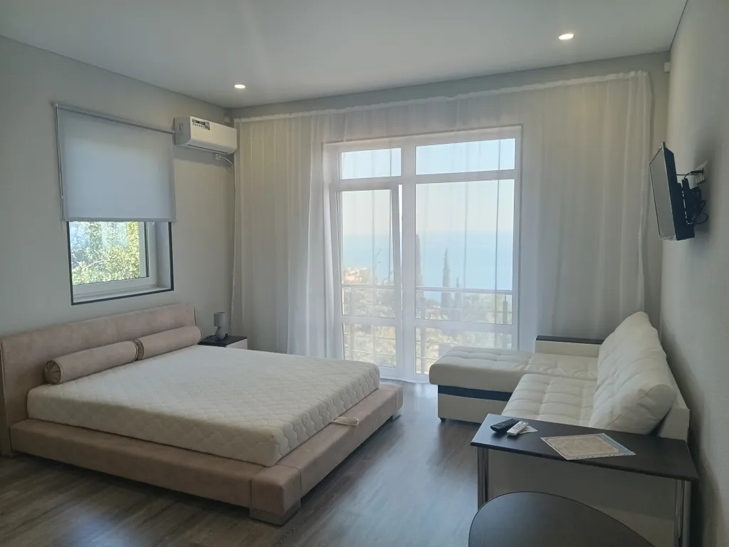 Этаж в панорамном доме в 10 минутах до моря