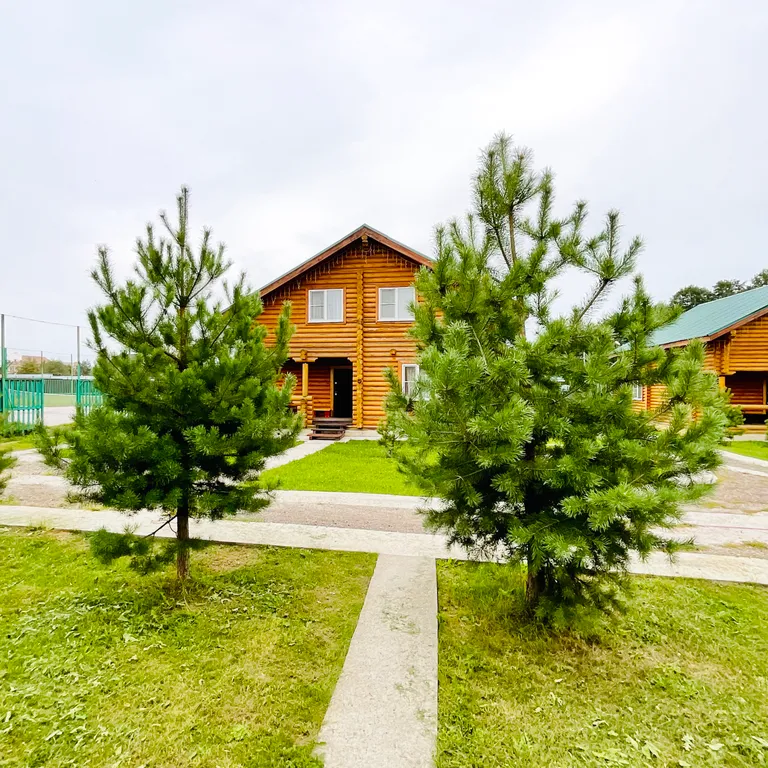 Тёплый и уютный дом Пирамида