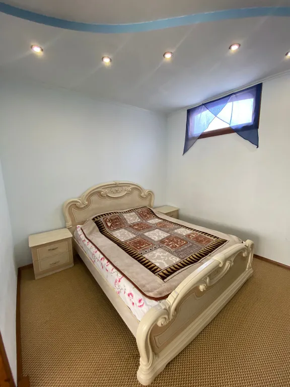 Коттедж на набережной — аренда посуточно в Алушта