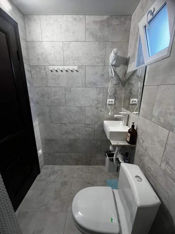 Домик с видом на горы