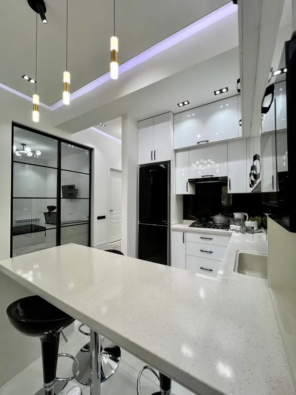 Уютная трехкомнатная квартира в физическом центре на Ц-1