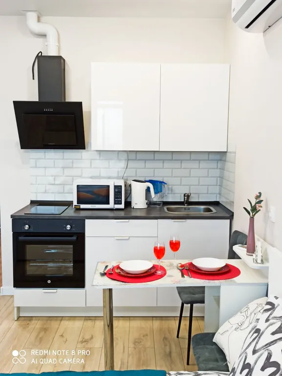 Уютная студия рядом с метро