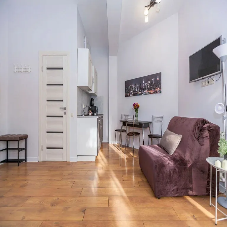 Квартира Квартира Просторная студия у моря с теплым бассейном — Сириус