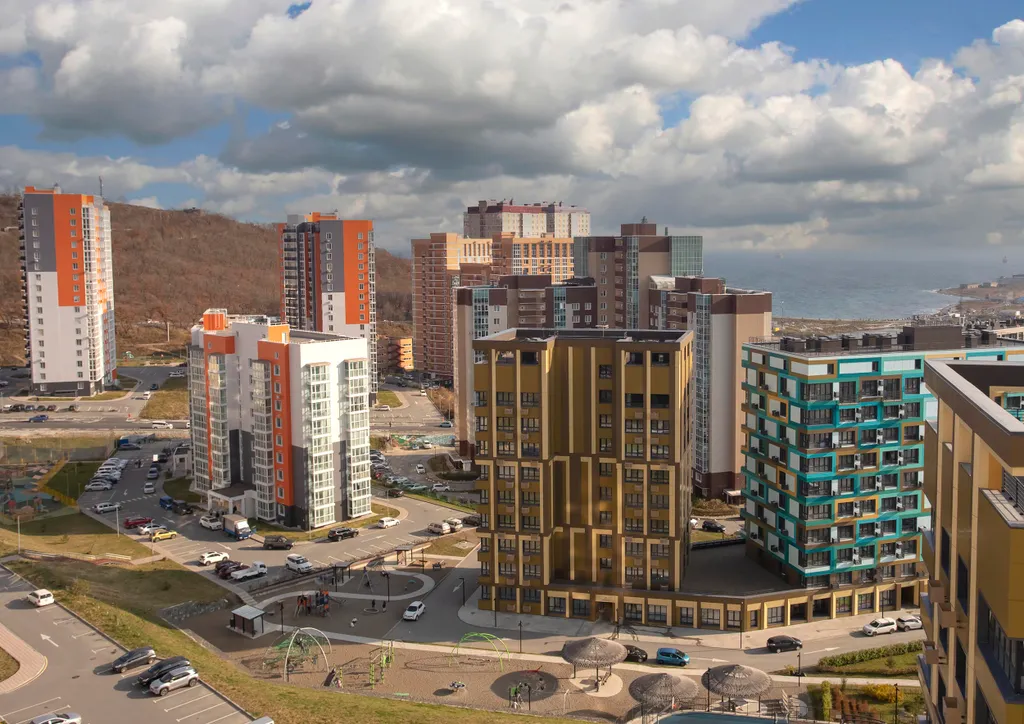 Квартира с видом на море на высоком этаже, рядом с островом Русским