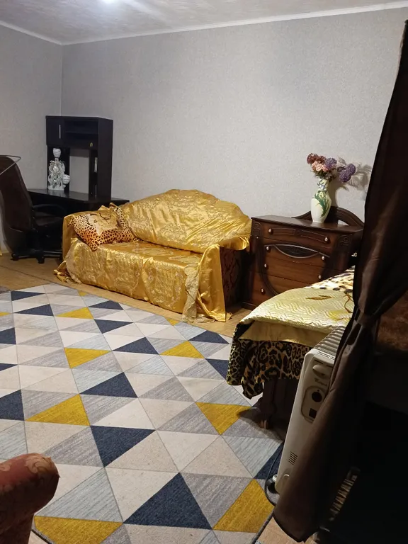 Комната с видом на храм, госпитель Бурденко, микрорайон Купавна