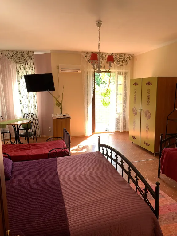 Квартира Квартира Четырехместный номер — Судак