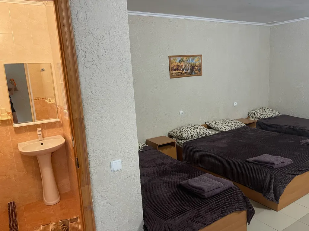 Семейный номер на 4 человек с бассейном и зоной отдыха