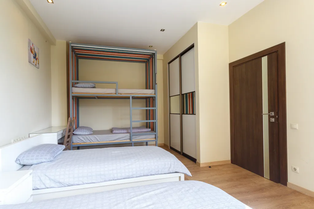 Двухуровневая квартира с великолепным видом в Красной Поляне