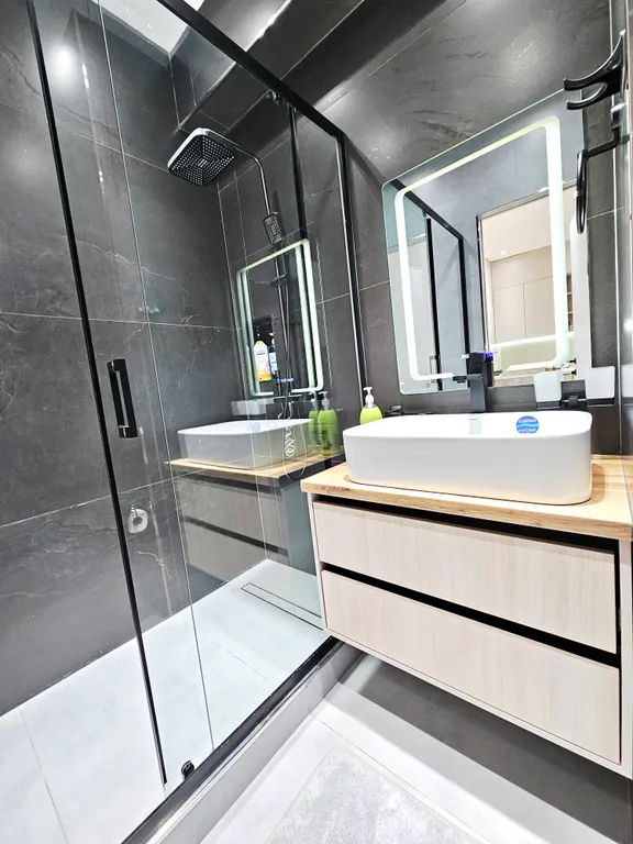 Премиум апартаменты в центре города с быстрым wi-fi