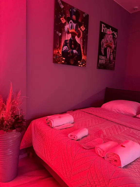 Апартамент с джакузи у окна