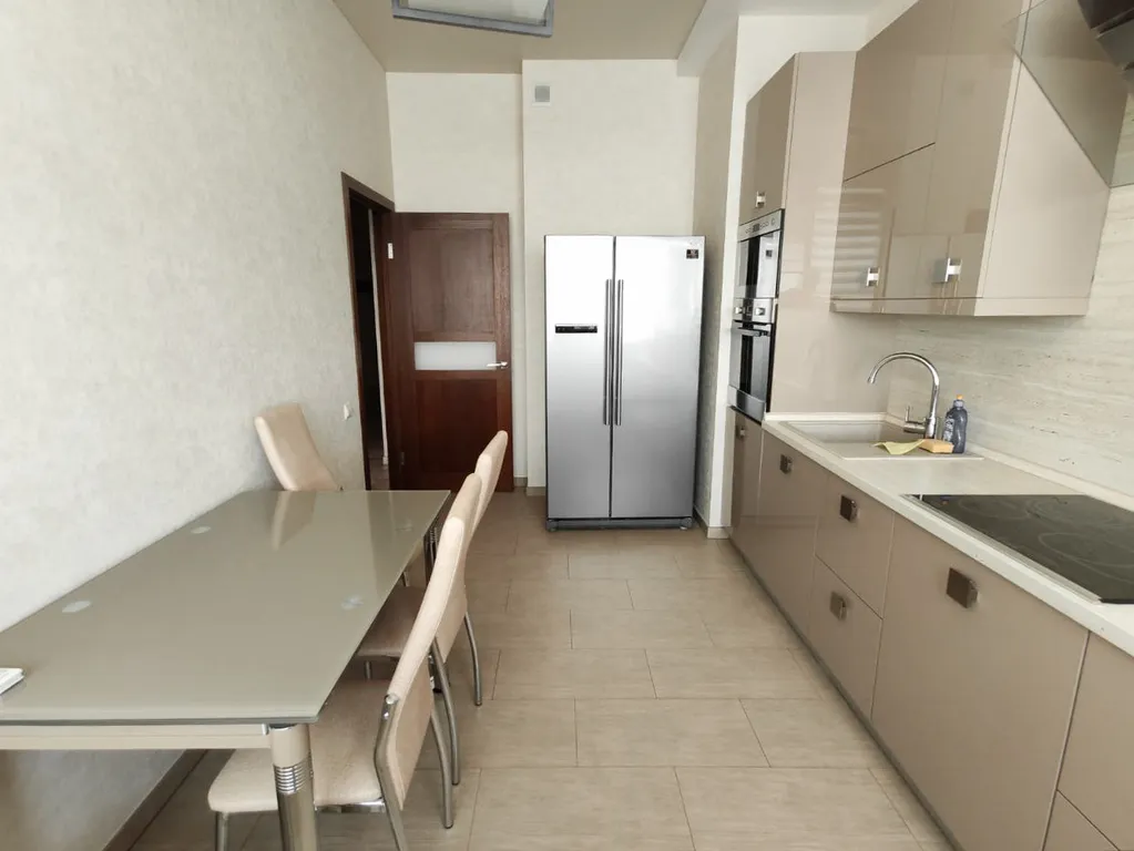 Делюкс - вода круглосуточно, в новом ЖК, видовая