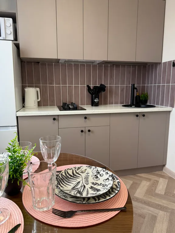 Двухкомнатная квартира напротив Лечебного парка