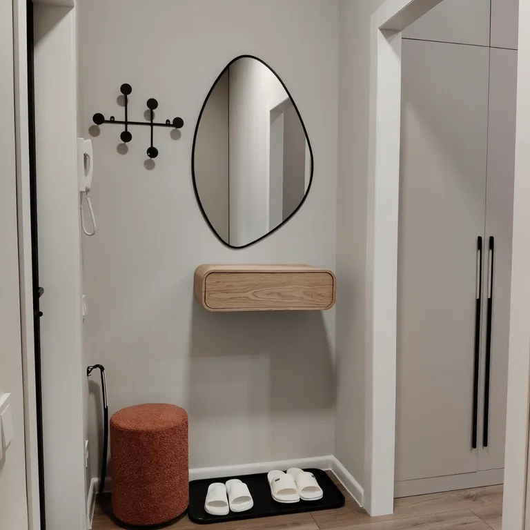 Студия около ЖД вокзала