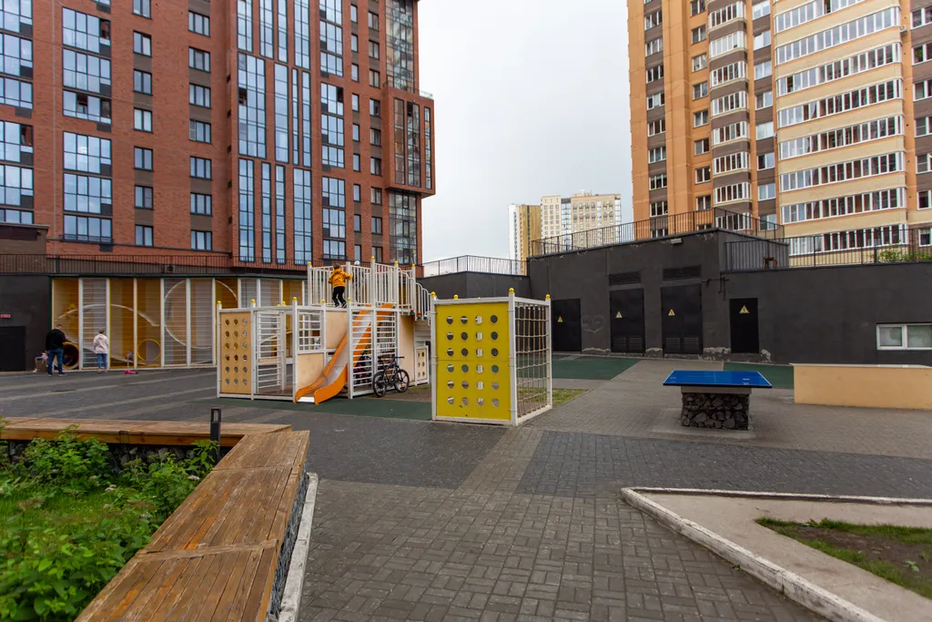 Квартира 2-х комнатная квартира с тёплой, подземной парковкой — Новосибирск