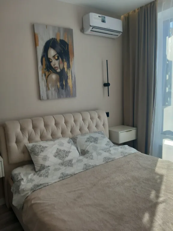 Новая,уюная 2х.кв люкс на 6чел,закрытая территор.,юго-зап р-на, 17/77