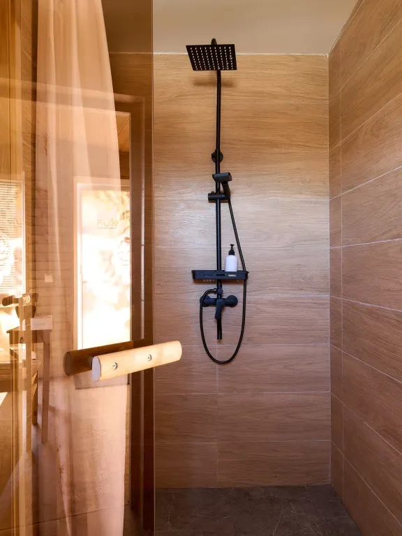 Коттедж с баней и чаном