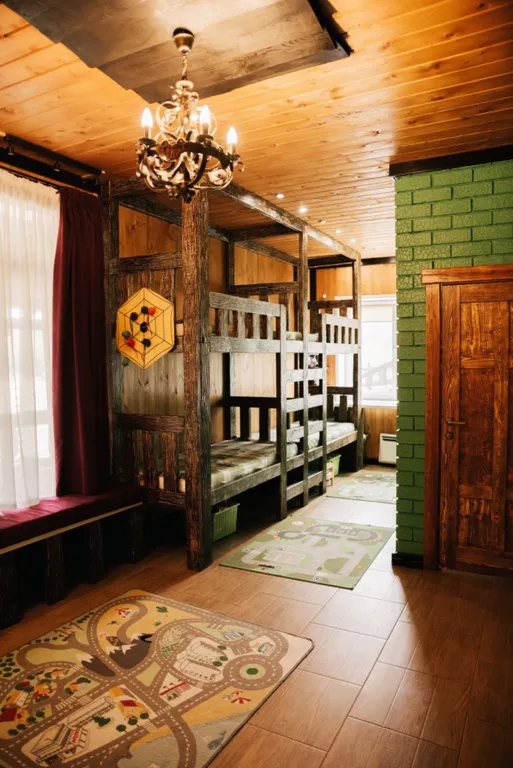 Дом и баня в 30 минутах от города Тюмени