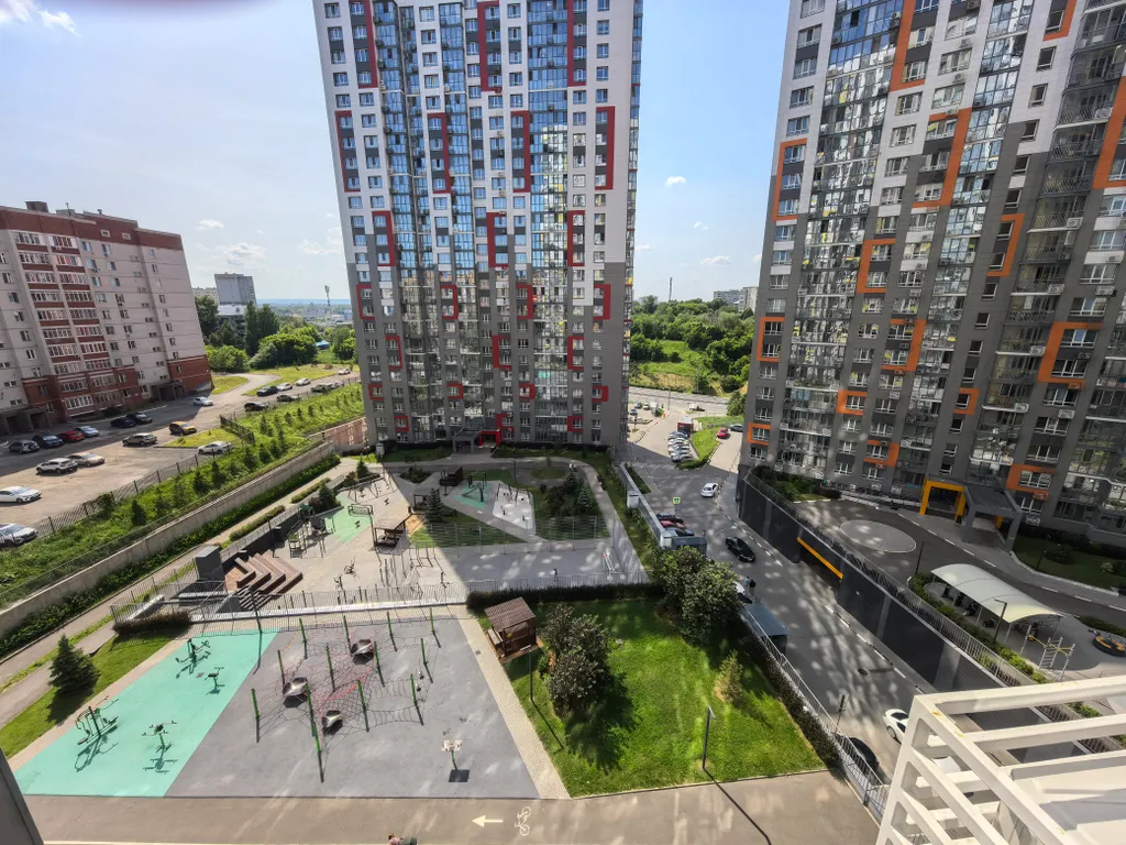 Новая 2к квартира в центре рядом с метро