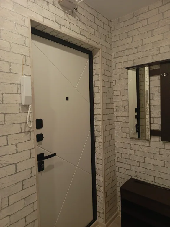 2-комнатная квартира с евроремонтом в престижном районе у РТЦ Виконда