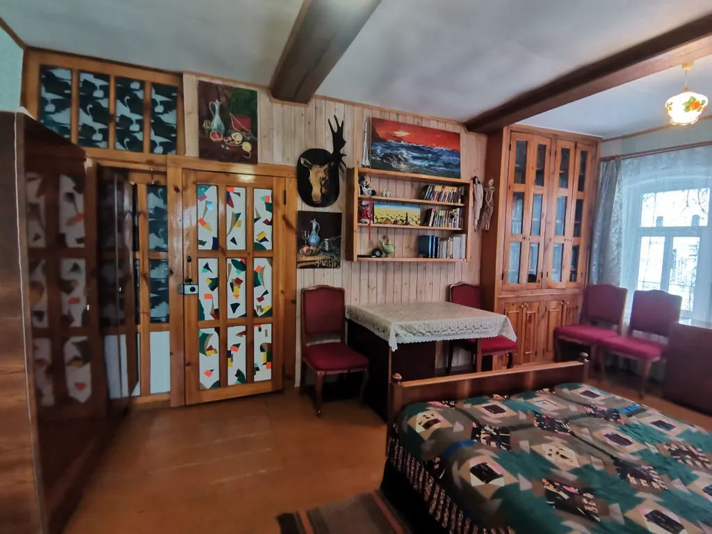 Под Покровом